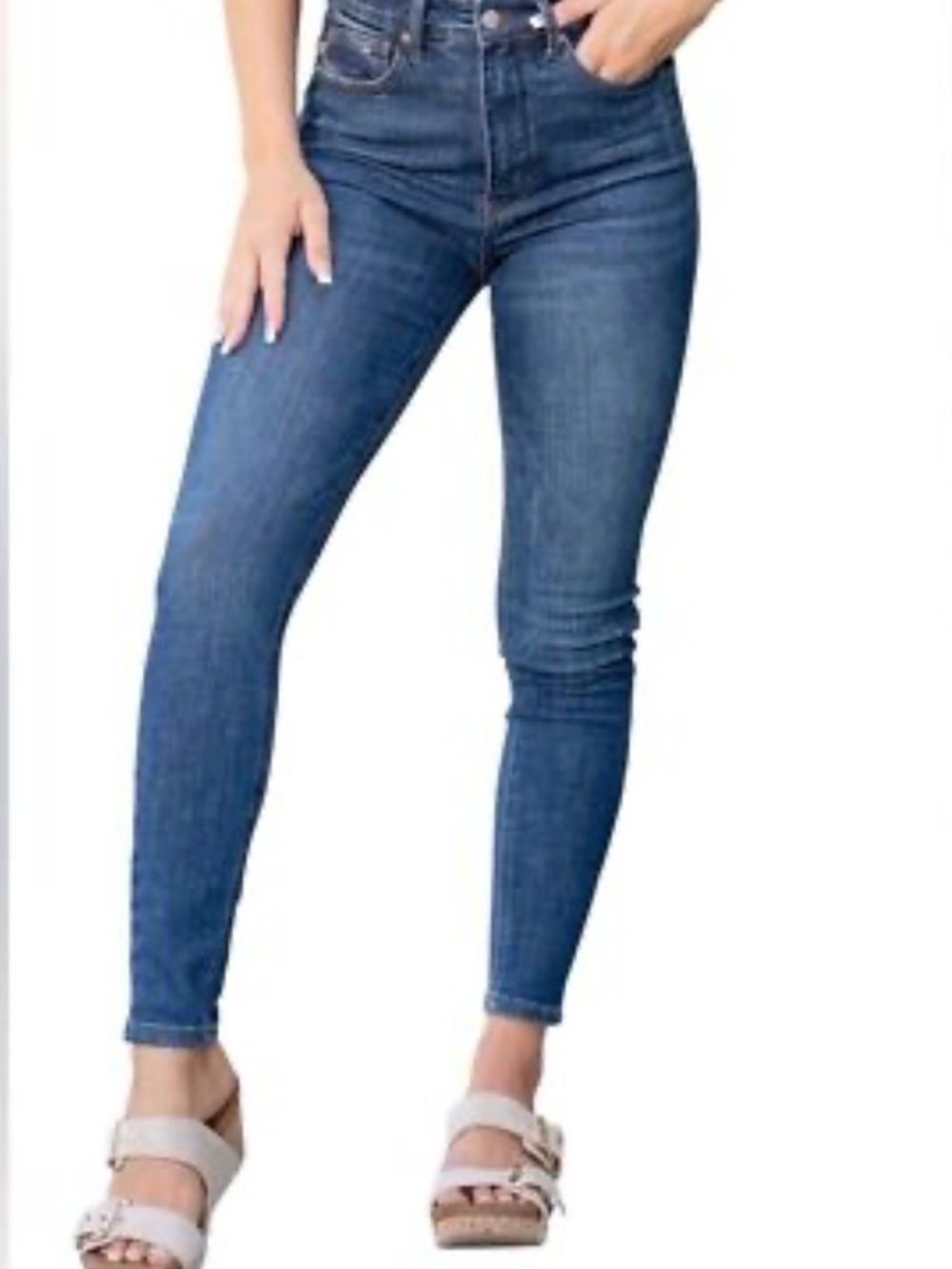 Judy Blue Mid-Rise Skinny Jeans in Medium Blue Wash